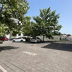 Apartment Lucija - Cozy Flat In The City Center With A Sea View & Parking